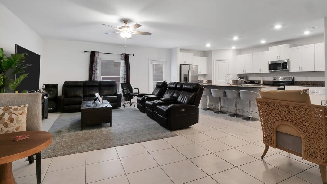 6300 BEVERLY HILLS DR, ZEPHYRHILLS, FL — photo 5