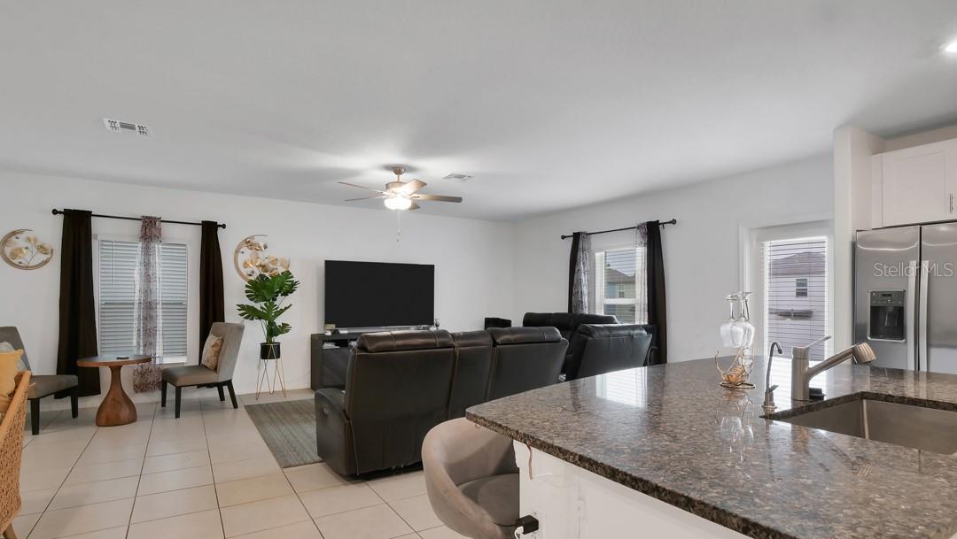 6300 BEVERLY HILLS DR, ZEPHYRHILLS, FL — photo 11