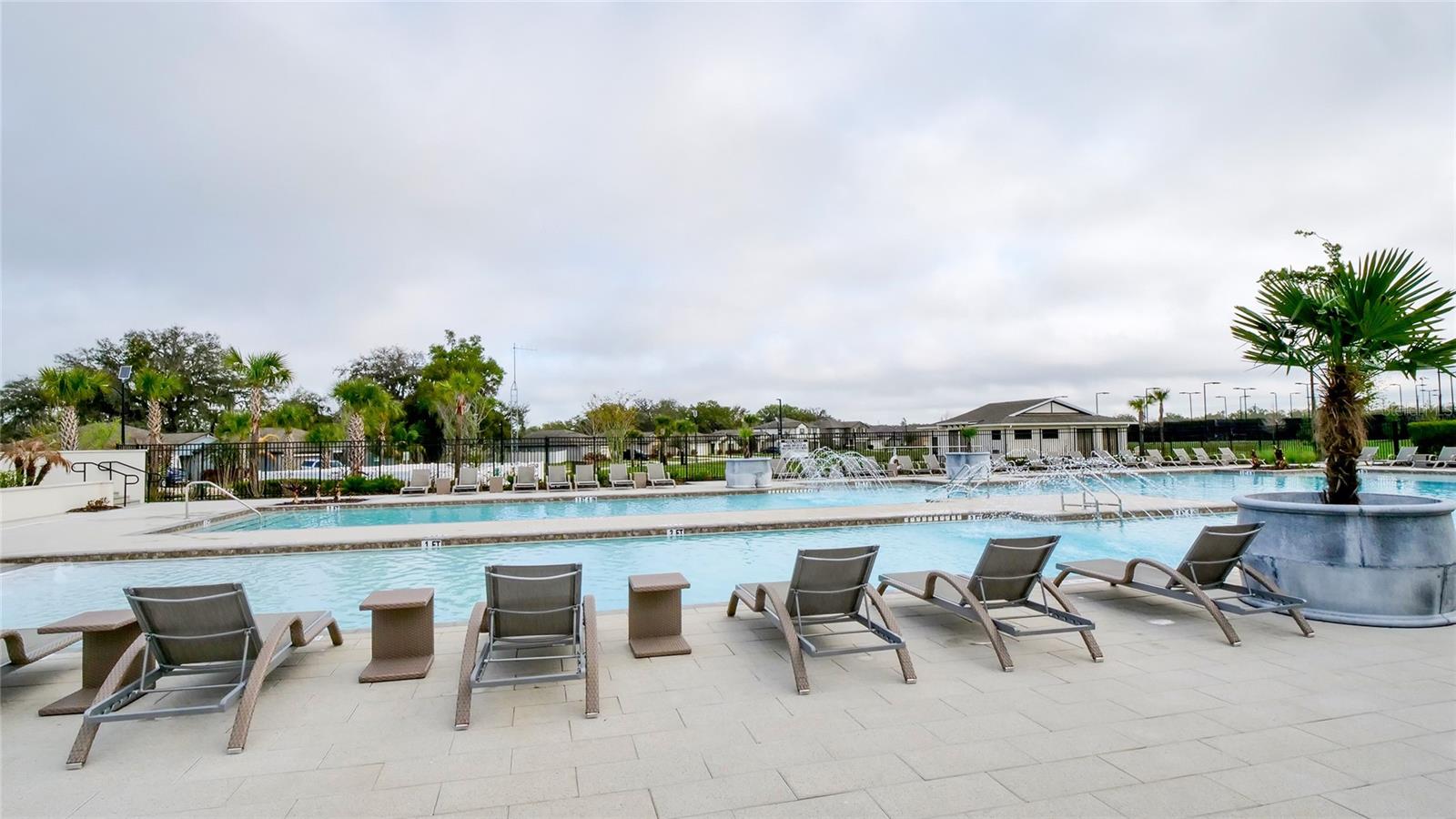 6300 BEVERLY HILLS DR, ZEPHYRHILLS, FL — photo 44