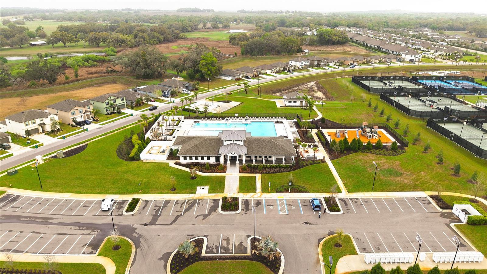 6300 BEVERLY HILLS DR, ZEPHYRHILLS, FL — photo 50