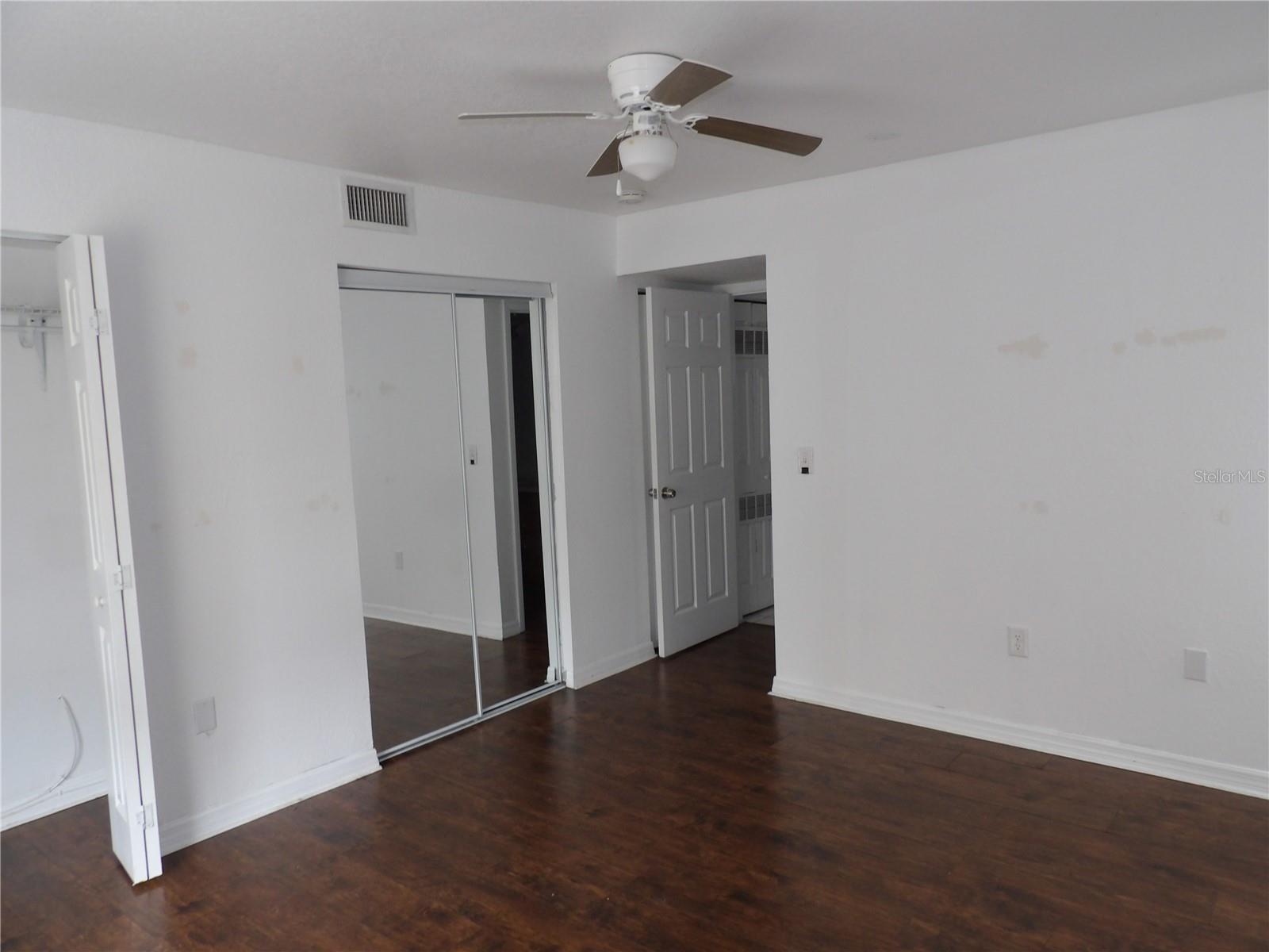 3836 N LAKE DR #119, TAMPA, FL — photo 9