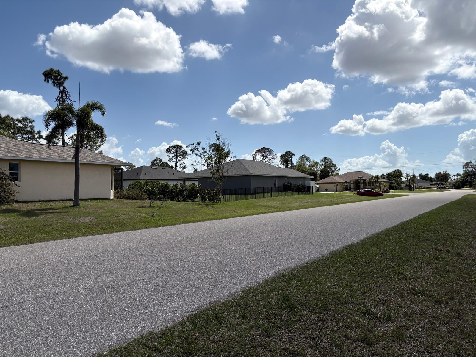 196 LINDA LEE DR, ROTONDA WEST, FL