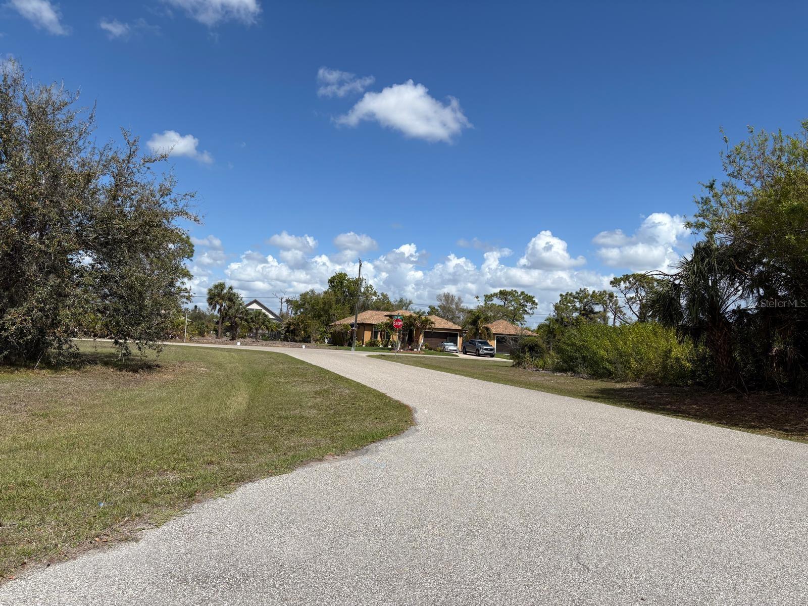 196 LINDA LEE DR, ROTONDA WEST, FL — photo 4