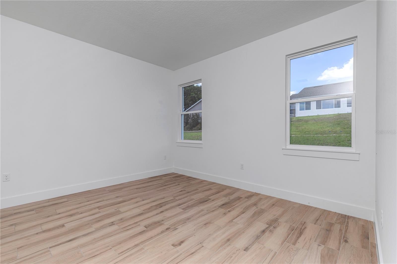 78 FAIRWAY CIR, UMATILLA, FL — photo 32