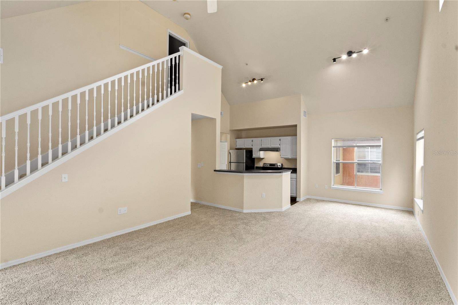6021 WESTGATE DR #823, ORLANDO, FL — photo 4