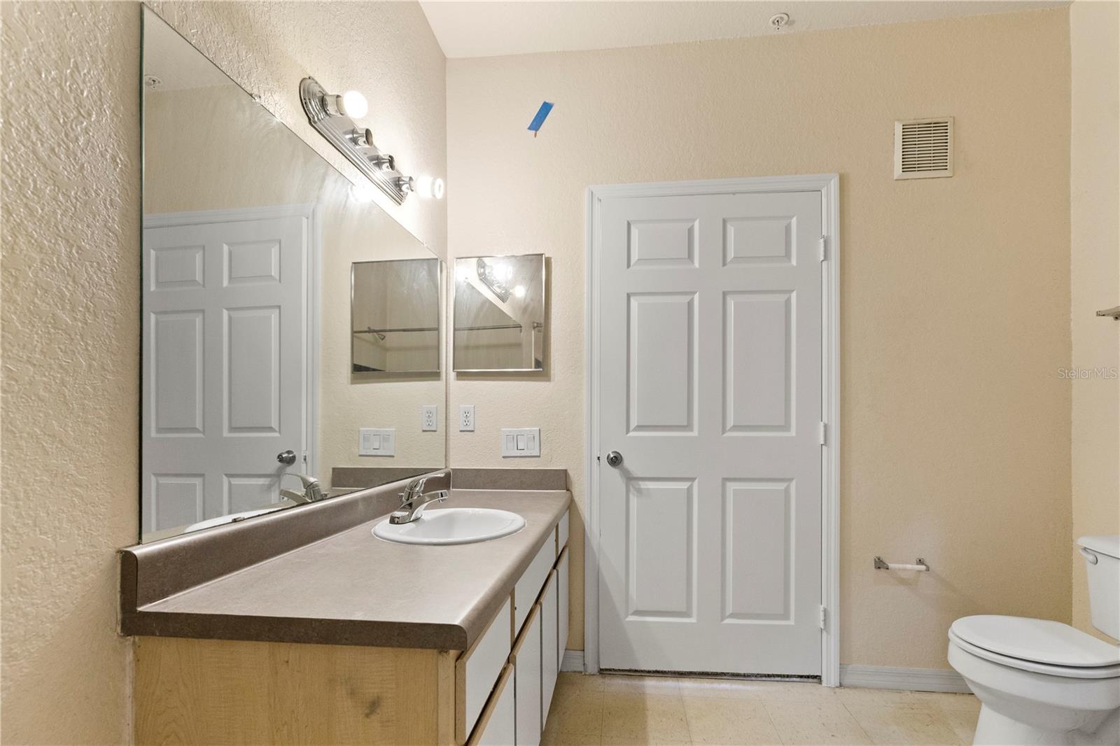 6021 WESTGATE DR #823, ORLANDO, FL — photo 23