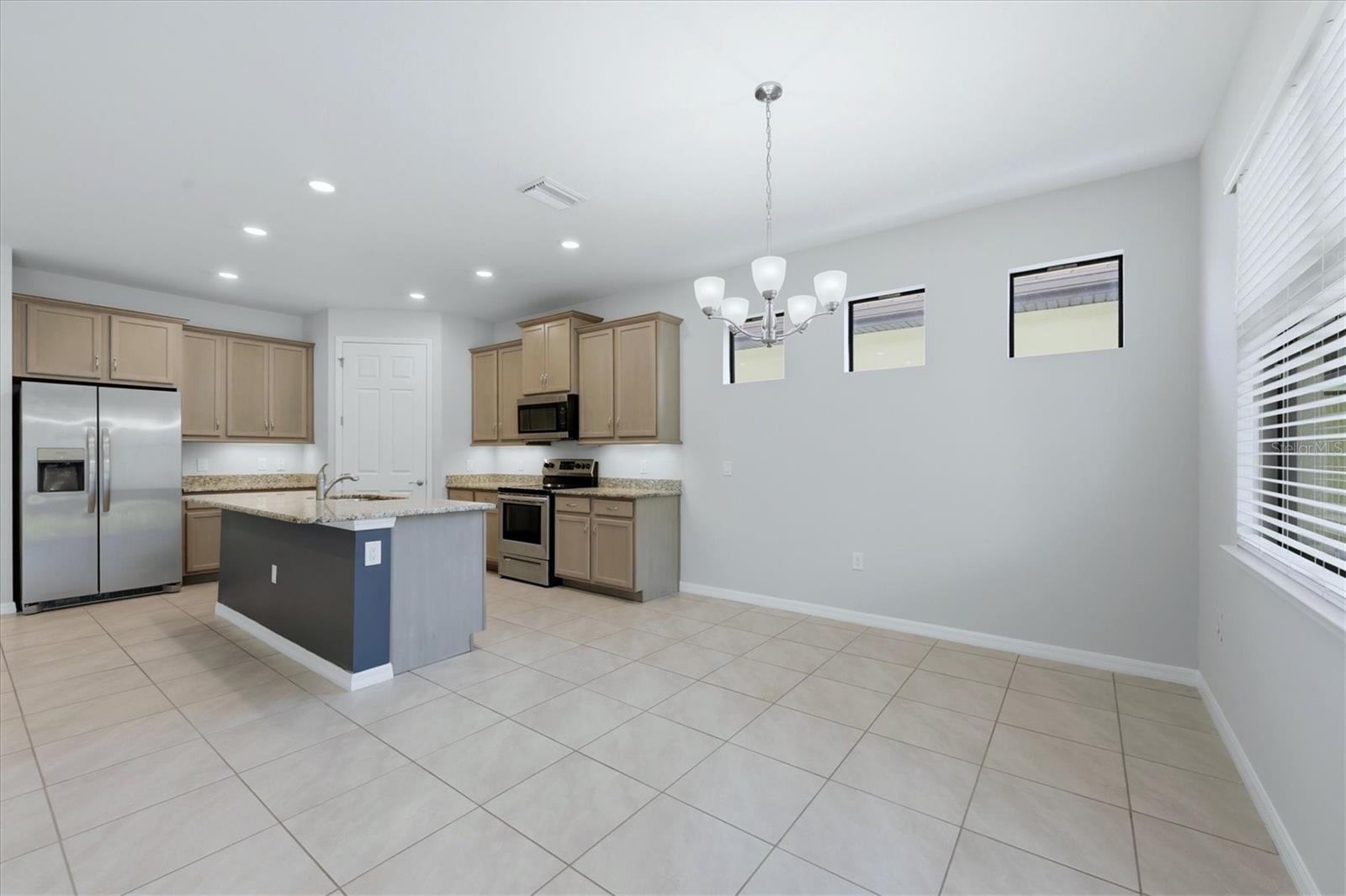 12031 LOVEGRASS ST, VENICE, FL — photo 11