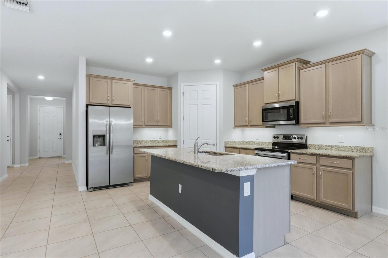 12031 LOVEGRASS ST, VENICE, FL — photo 13