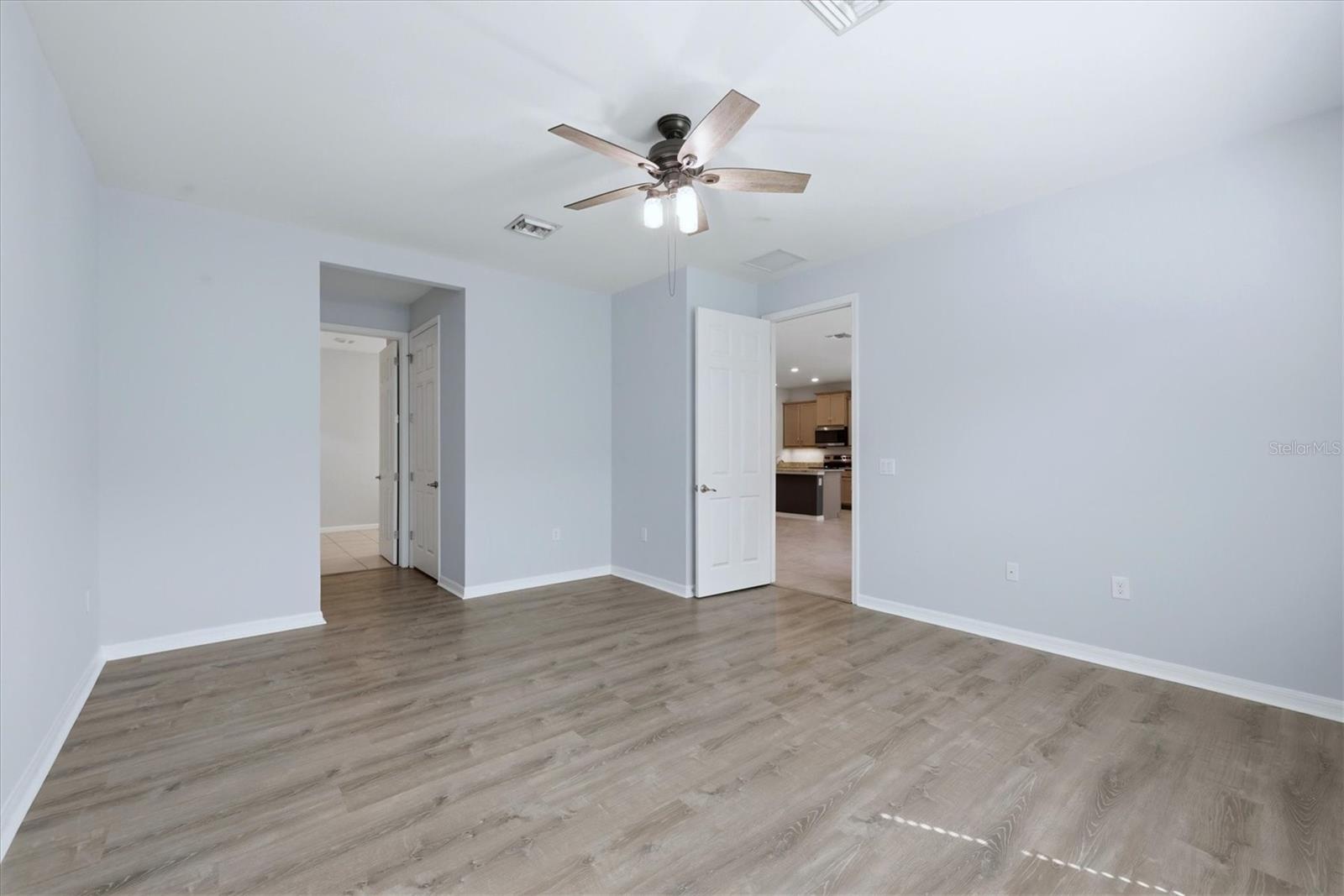 12031 LOVEGRASS ST, VENICE, FL — photo 21