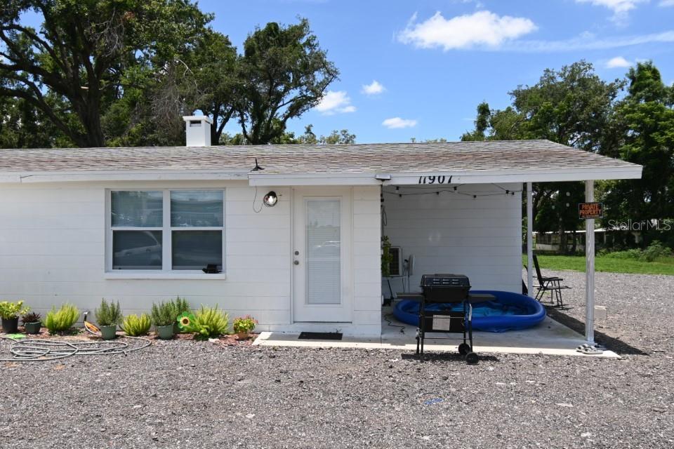 11907 FRONTAGE RD, DADE CITY, FL