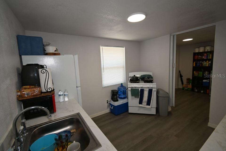 11907 FRONTAGE RD, DADE CITY, FL — photo 12
