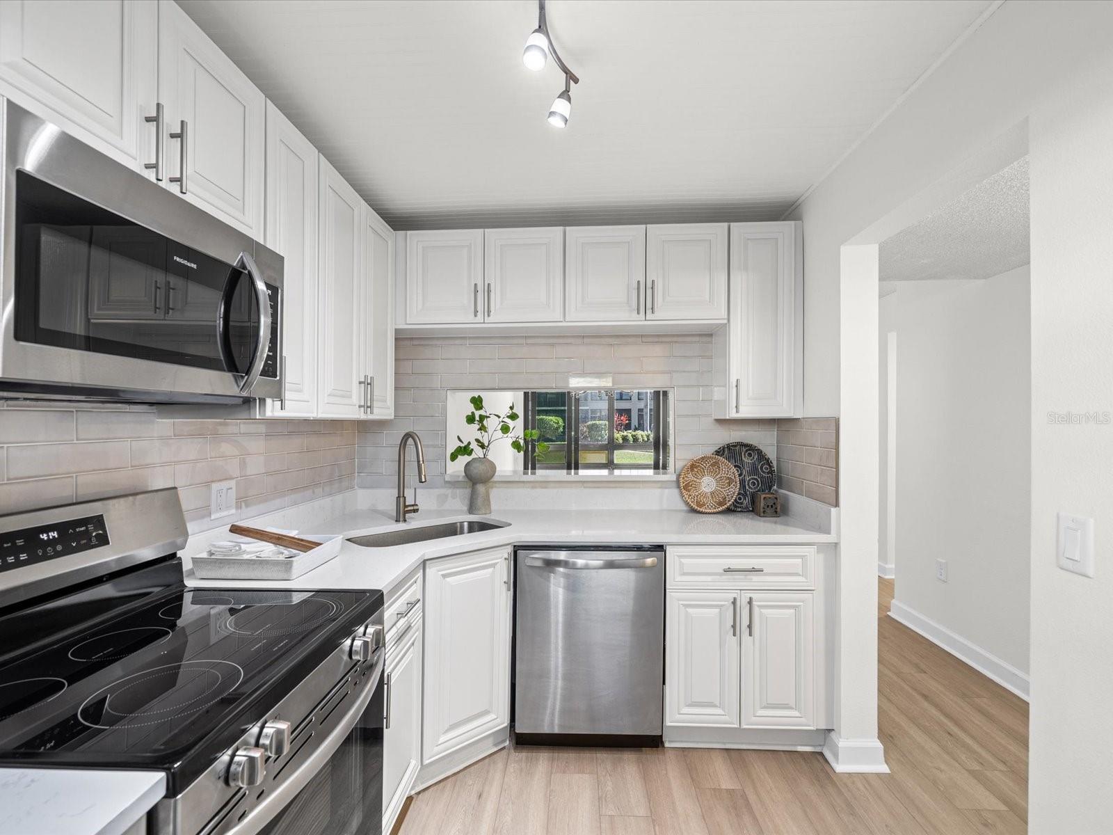 19701 GULF BLVD #105, INDIAN SHORES, FL — photo 9