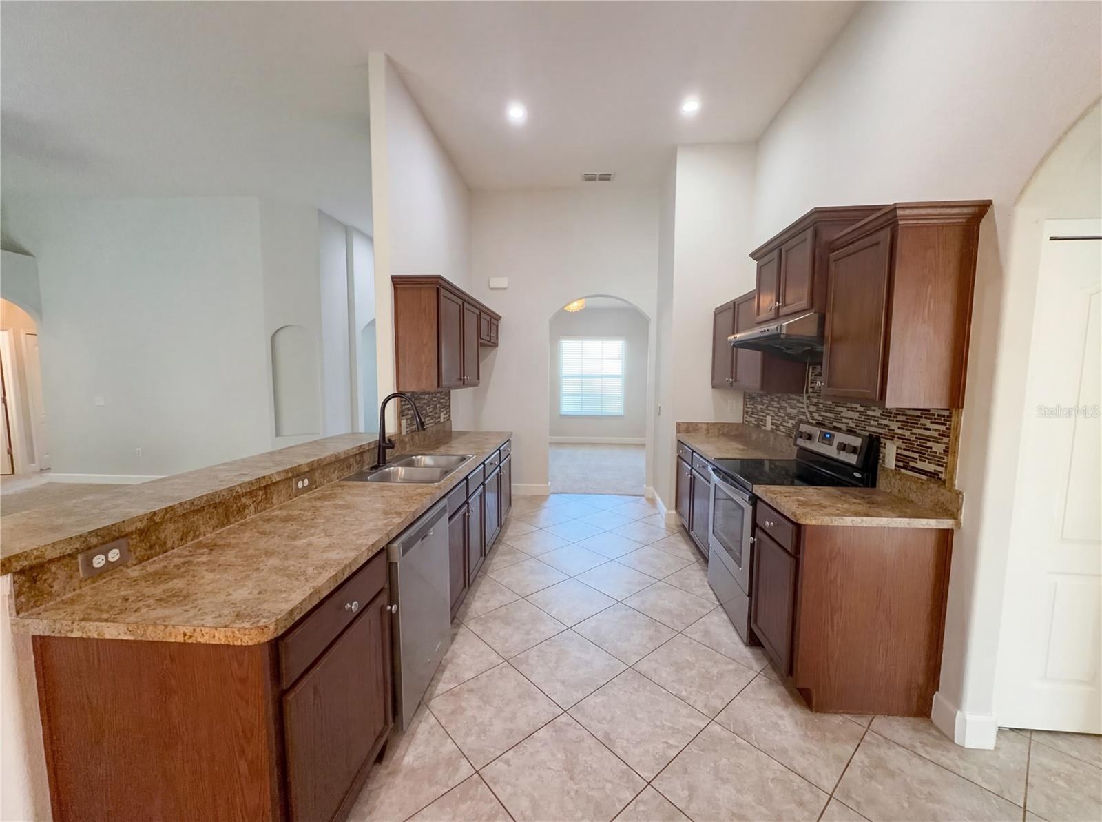 6326 HICKORY LEAF PL, LAKELAND, FL — photo 2