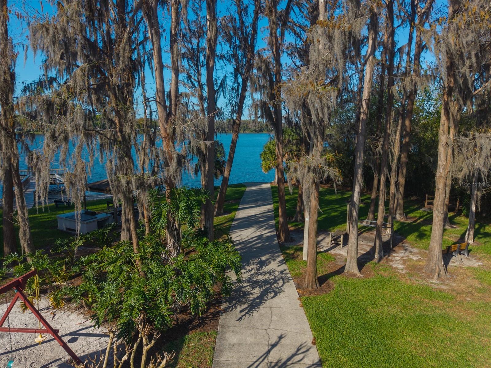 5215 CORVETTE DR, TAMPA, FL — photo 30