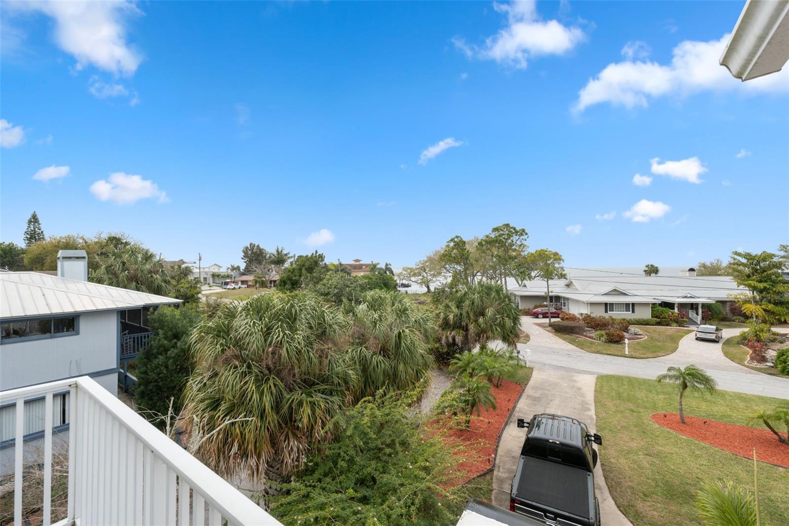 3114 BLUFF BLVD, HOLIDAY, FL — photo 47