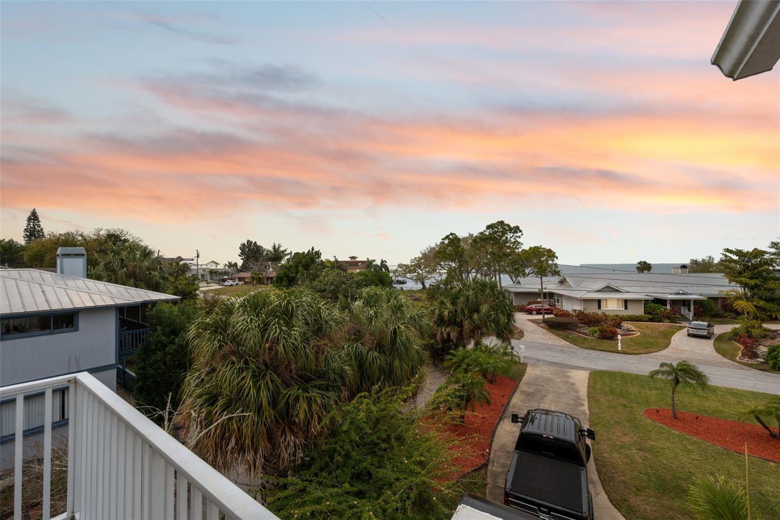 3114 BLUFF BLVD, HOLIDAY, FL — photo 48
