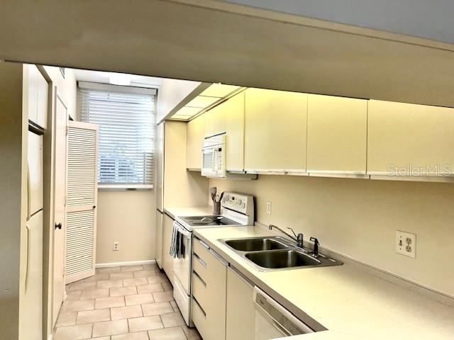 1095 GULF OF MEXICO DR #104, LONGBOAT KEY, FL — photo 8