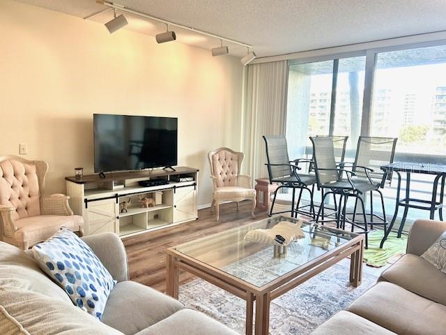1095 GULF OF MEXICO DR #104, LONGBOAT KEY, FL — photo 12