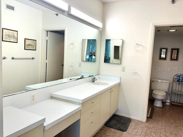 1095 GULF OF MEXICO DR #104, LONGBOAT KEY, FL — photo 17