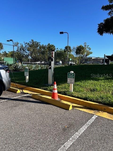 1095 GULF OF MEXICO DR #104, LONGBOAT KEY, FL — photo 31