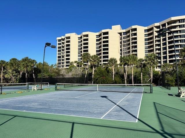 1095 GULF OF MEXICO DR #104, LONGBOAT KEY, FL — photo 33
