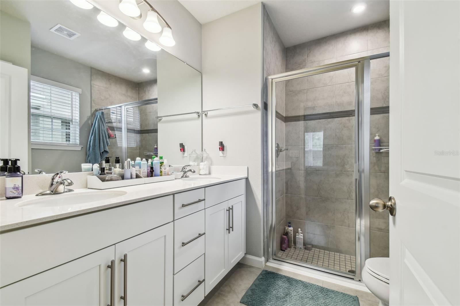 18053 TURNING LEAF CIR, LAND O LAKES, FL — photo 47