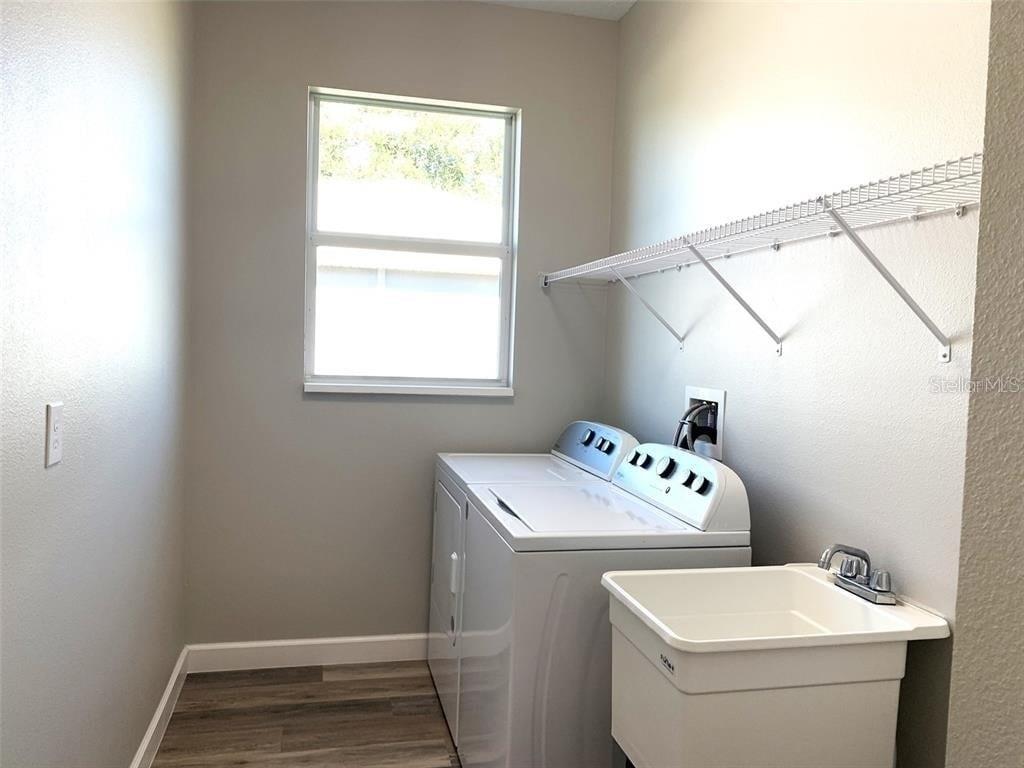 7194 PINEDALE DR, PORT CHARLOTTE, FL — photo 10
