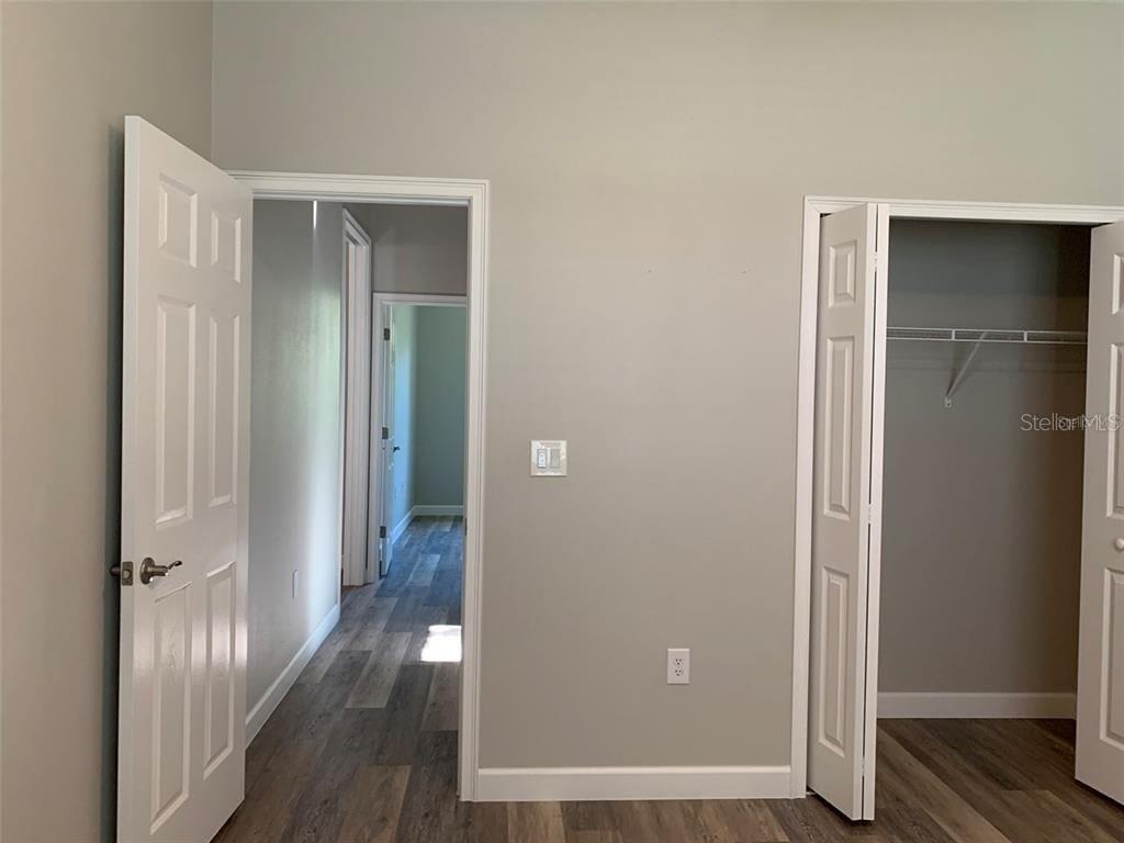 7194 PINEDALE DR, PORT CHARLOTTE, FL — photo 16