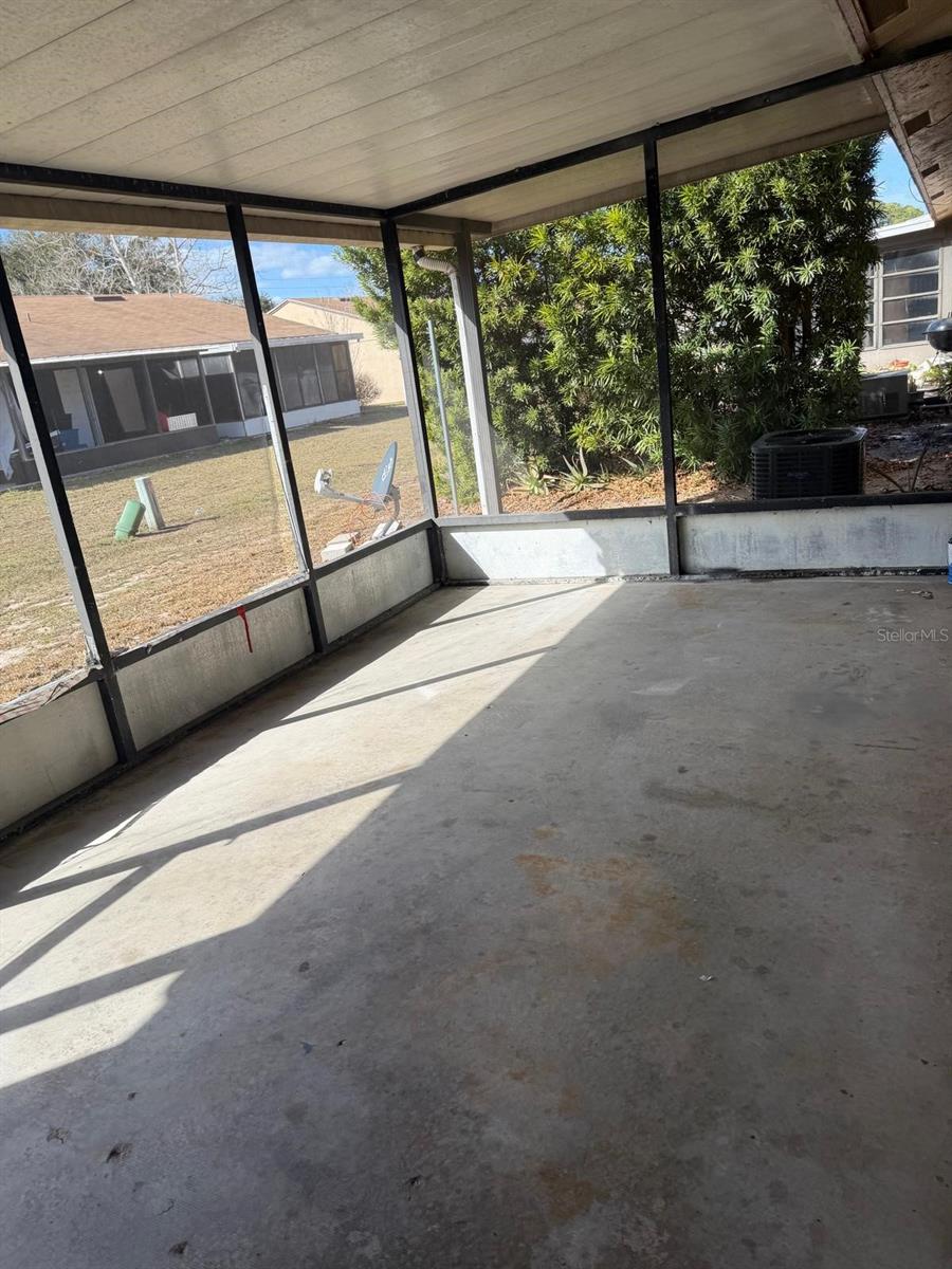 500 E ROSEWOOD LN #154, TAVARES, FL — photo 9