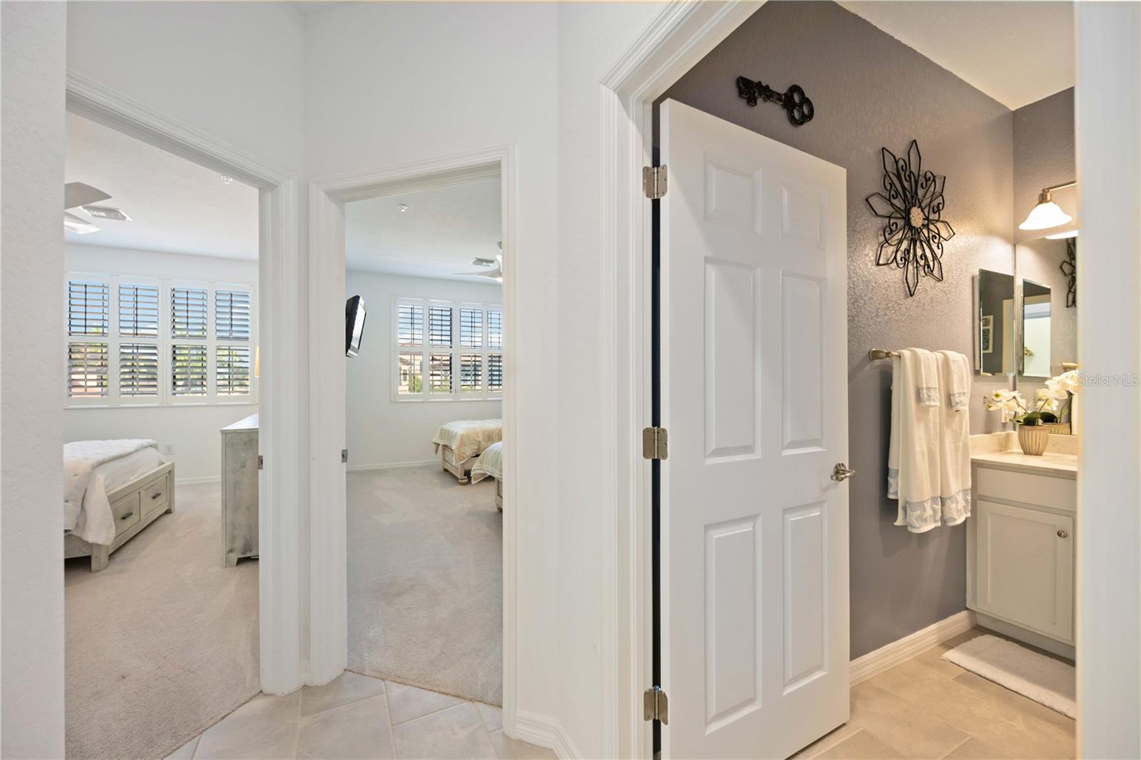 10817 TARFLOWER DR #201, VENICE, FL — photo 17