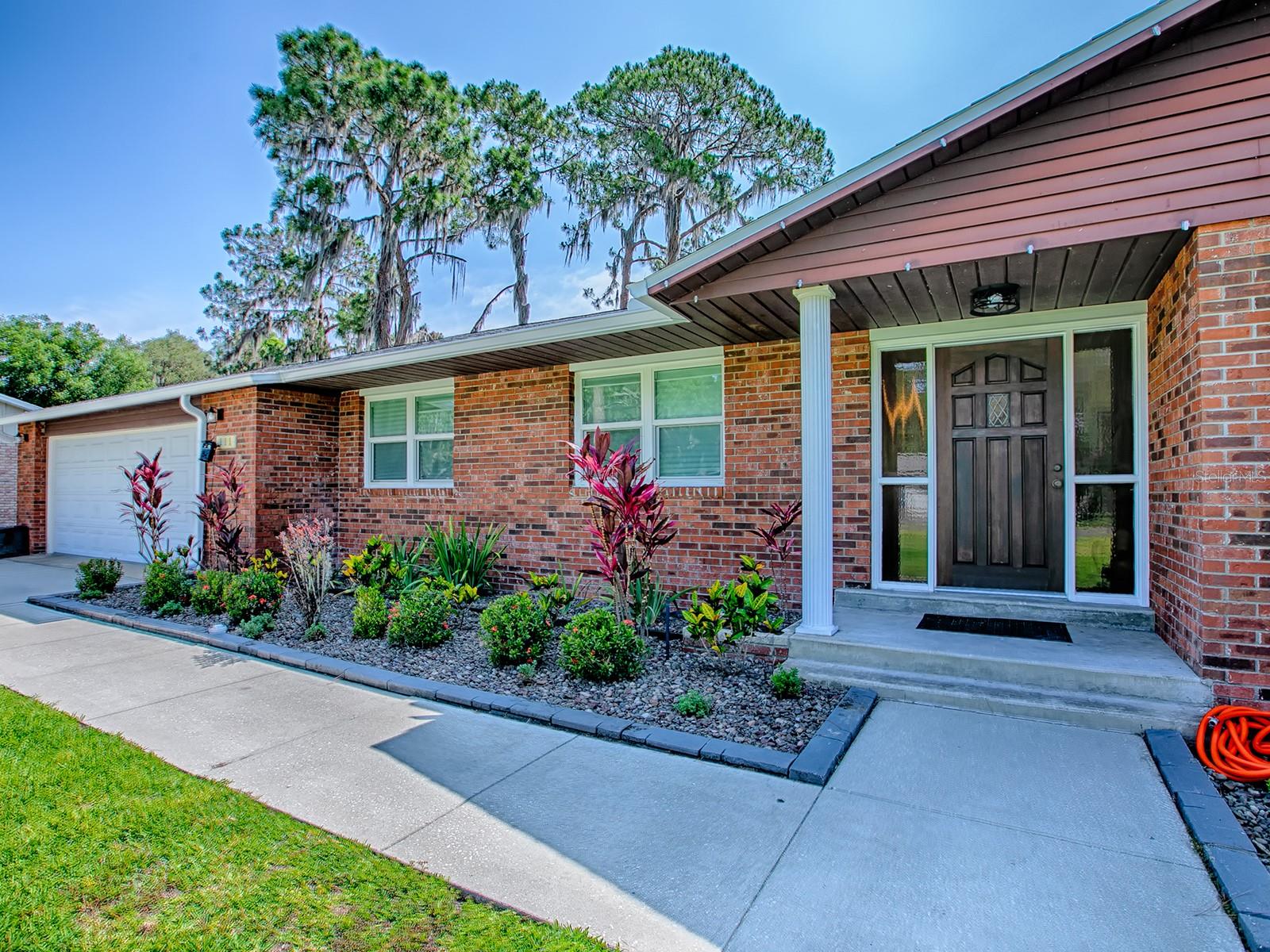 111 CARDINAL LN, EUSTIS, FL — photo 7
