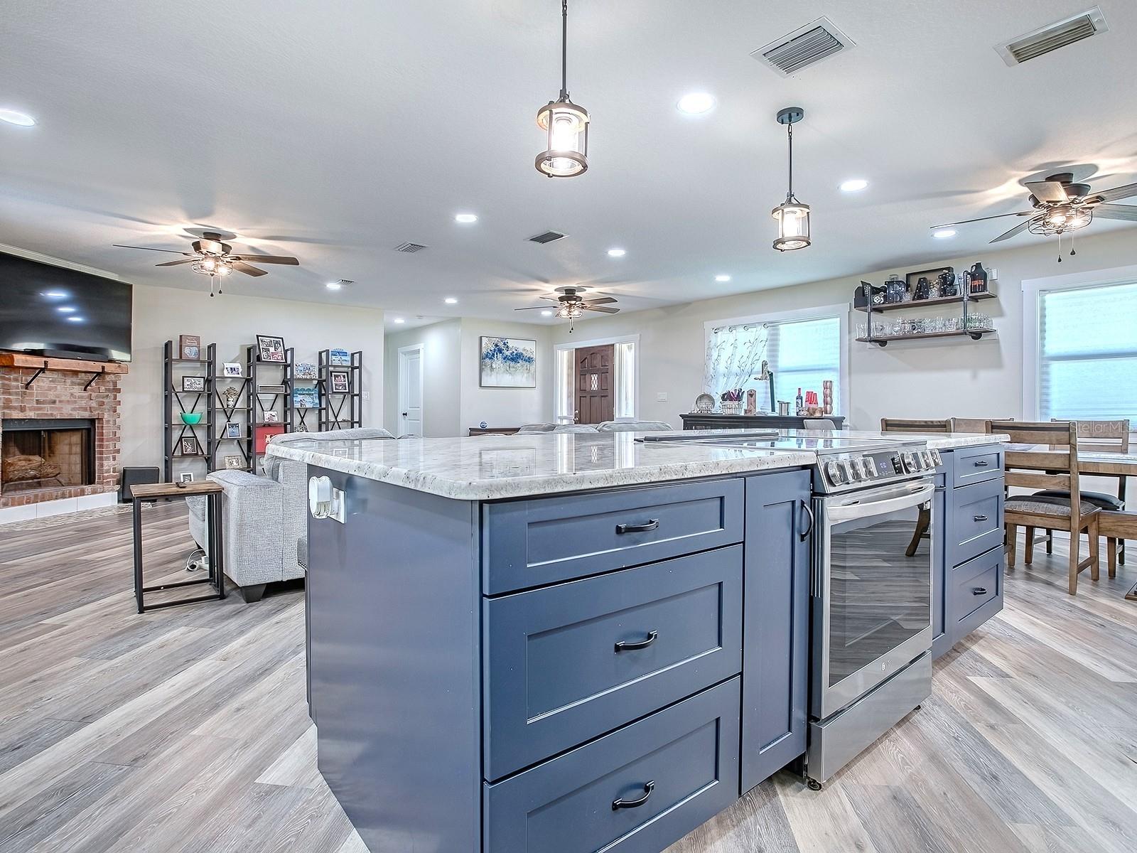 111 CARDINAL LN, EUSTIS, FL — photo 19