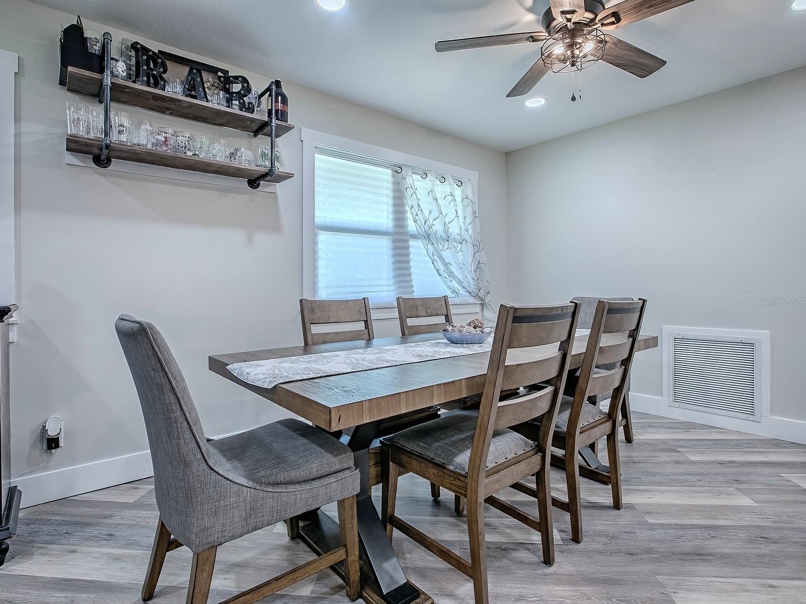 111 CARDINAL LN, EUSTIS, FL — photo 32