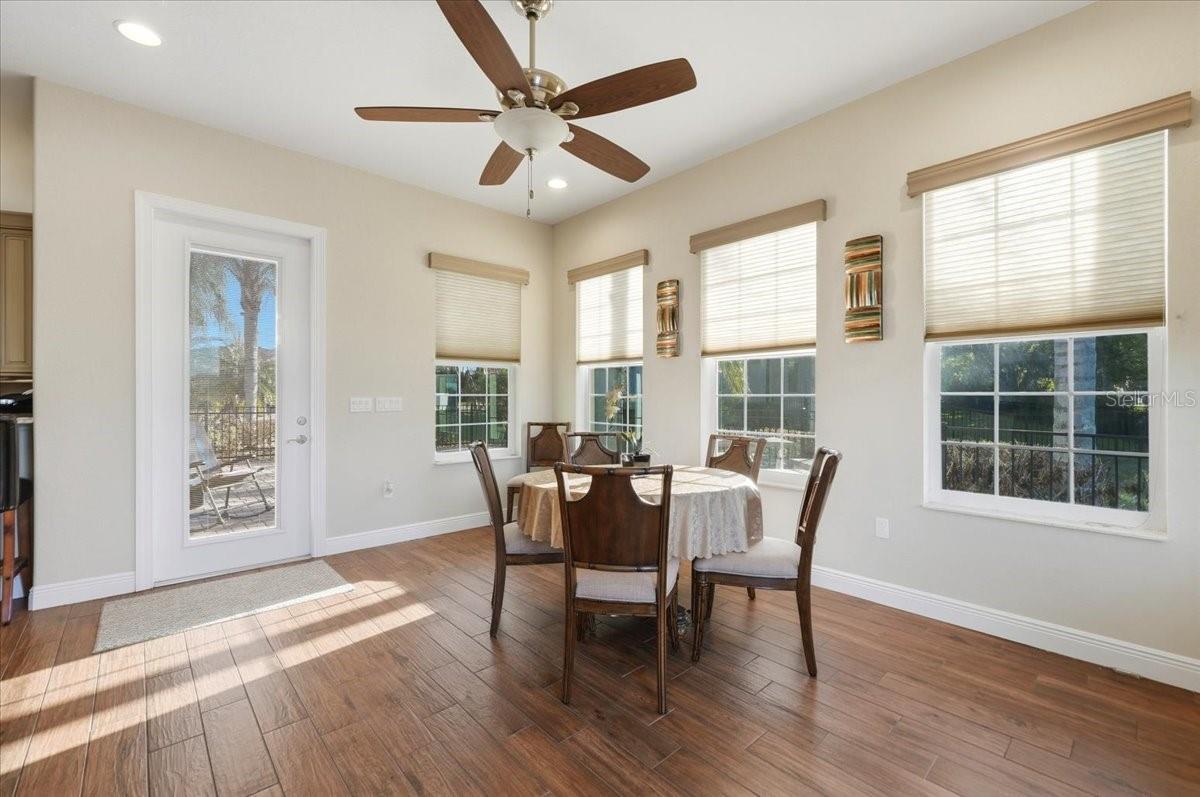 576 MEANDERING WAY, POLK CITY, FL — photo 19