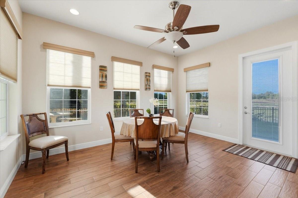 576 MEANDERING WAY, POLK CITY, FL — photo 20