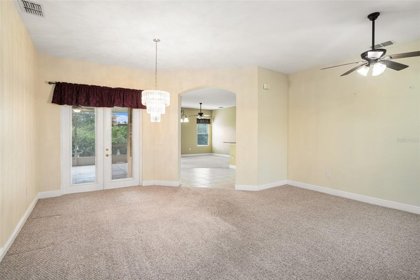 9916 CLEGHORN DR, SAN ANTONIO, FL — photo 5