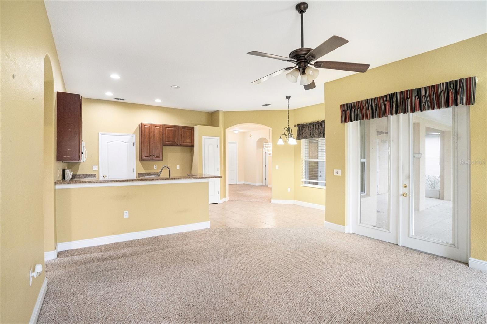 9916 CLEGHORN DR, SAN ANTONIO, FL — photo 12