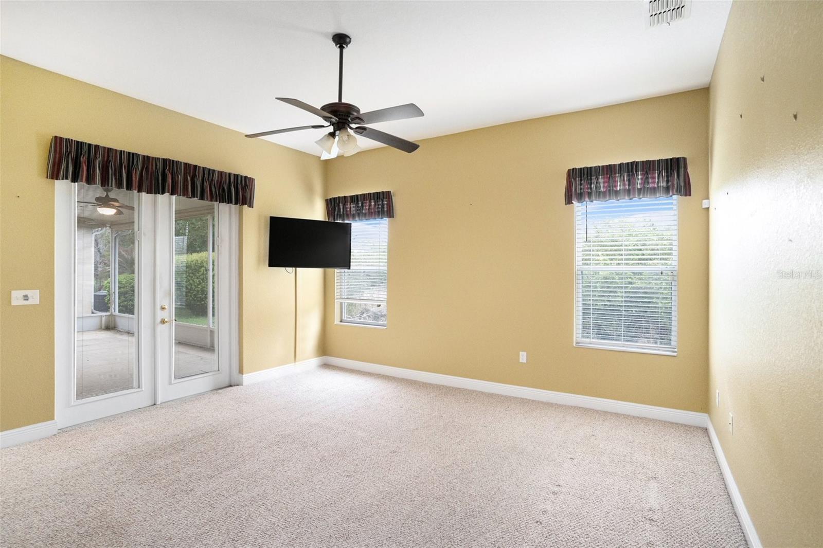 9916 CLEGHORN DR, SAN ANTONIO, FL — photo 13