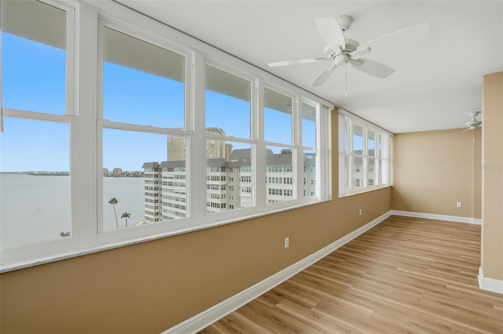 5108 BRITTANY DR S #1006, ST PETERSBURG, FL — photo 7