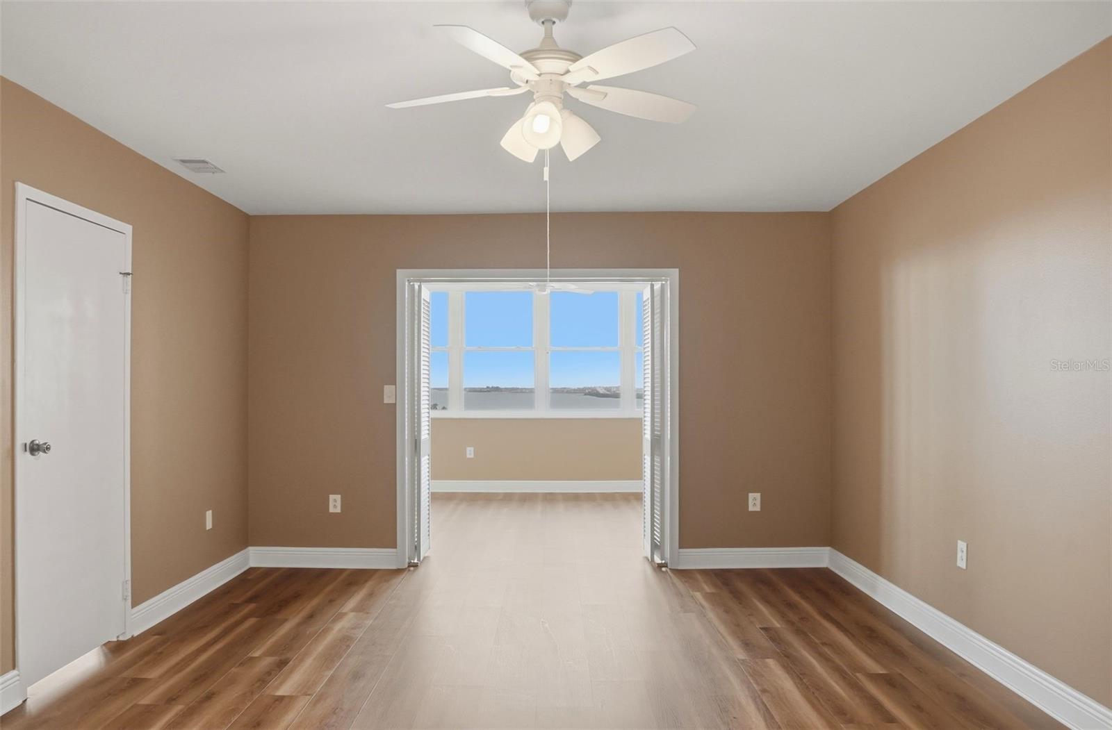5108 BRITTANY DR S #1006, ST PETERSBURG, FL — photo 27