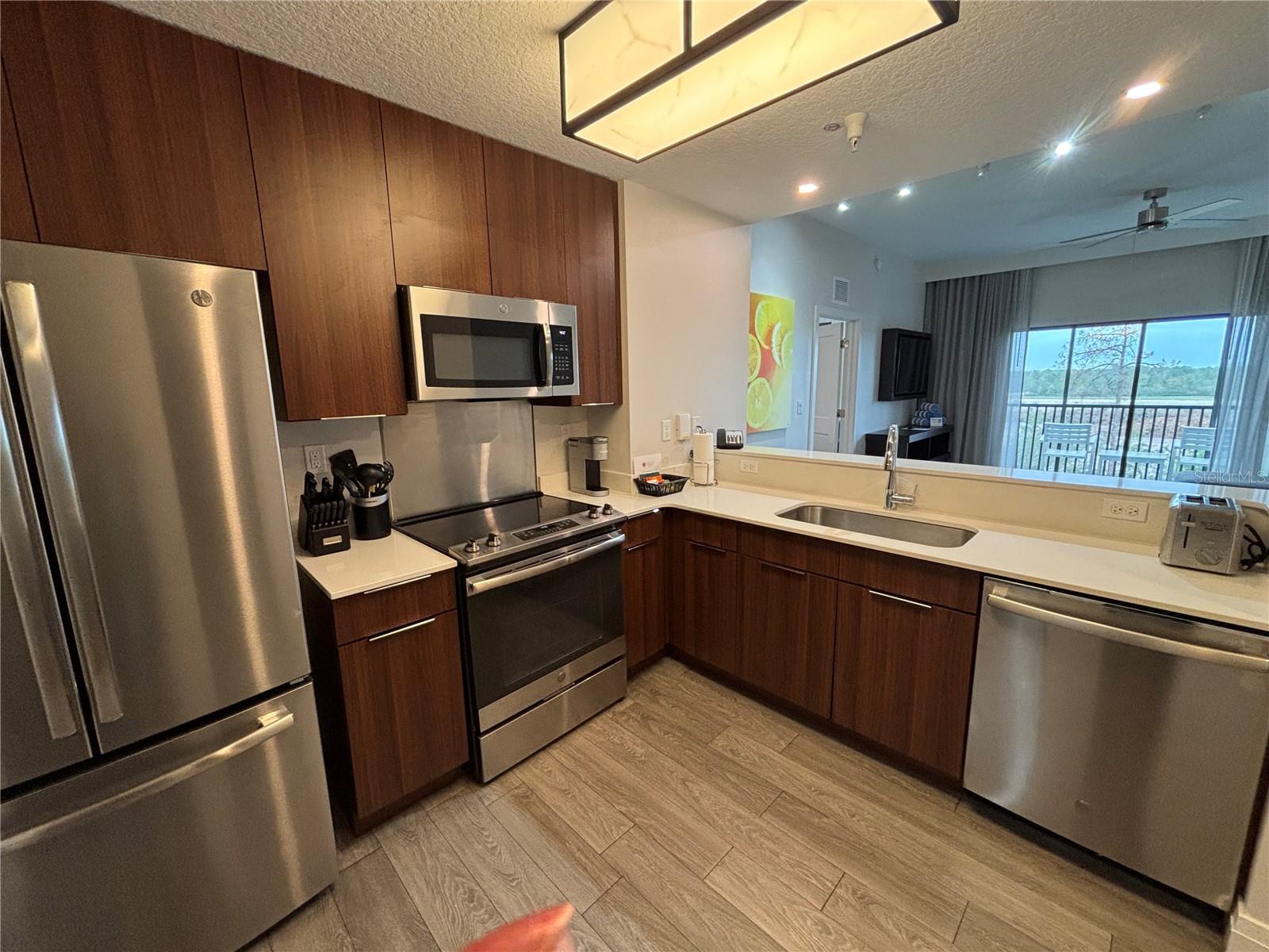 14501 GROVE RESORT AVE #2532, WINTER GARDEN, FL — photo 4