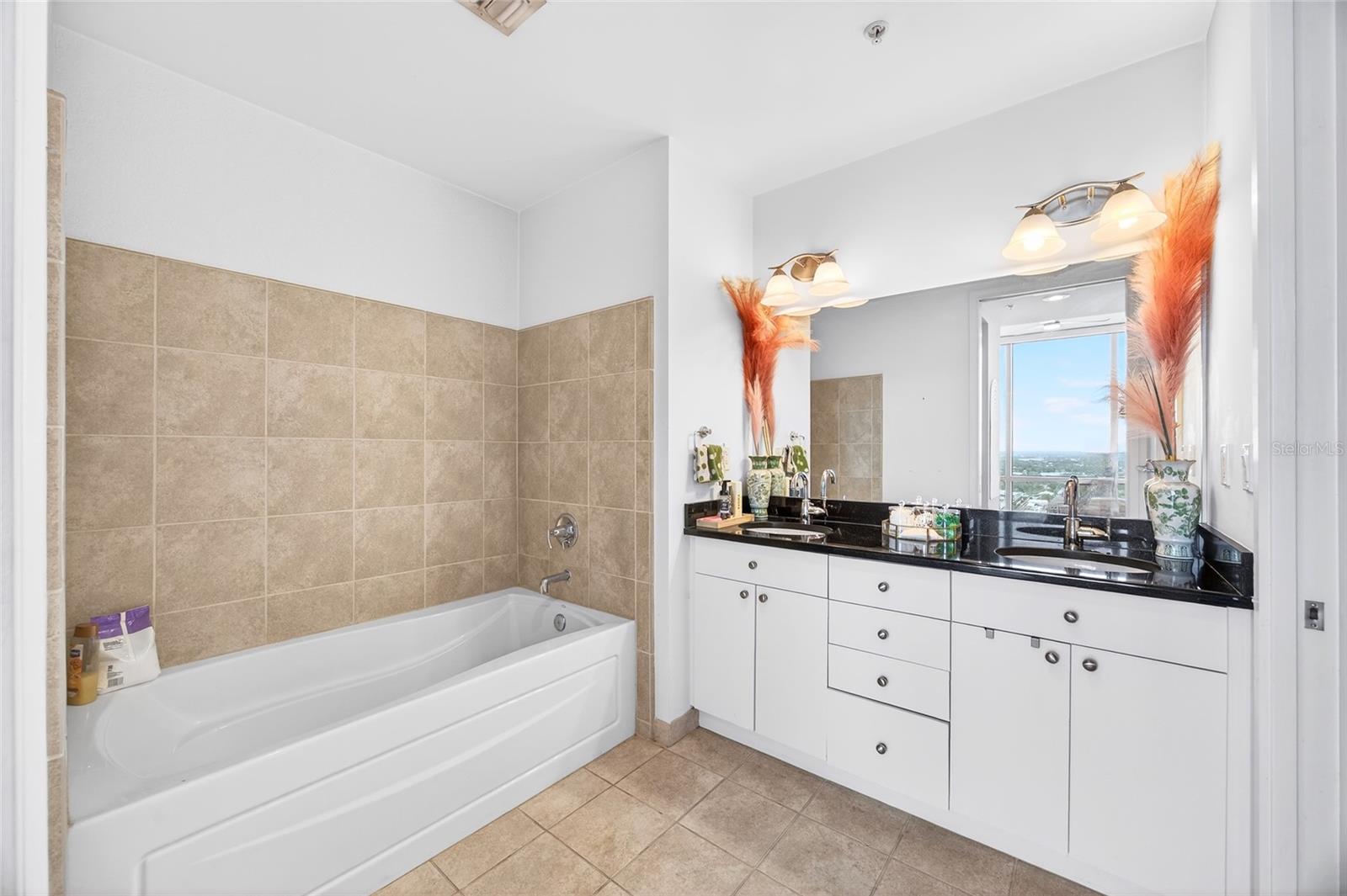 150 E ROBINSON ST #3106, ORLANDO, FL — photo 20
