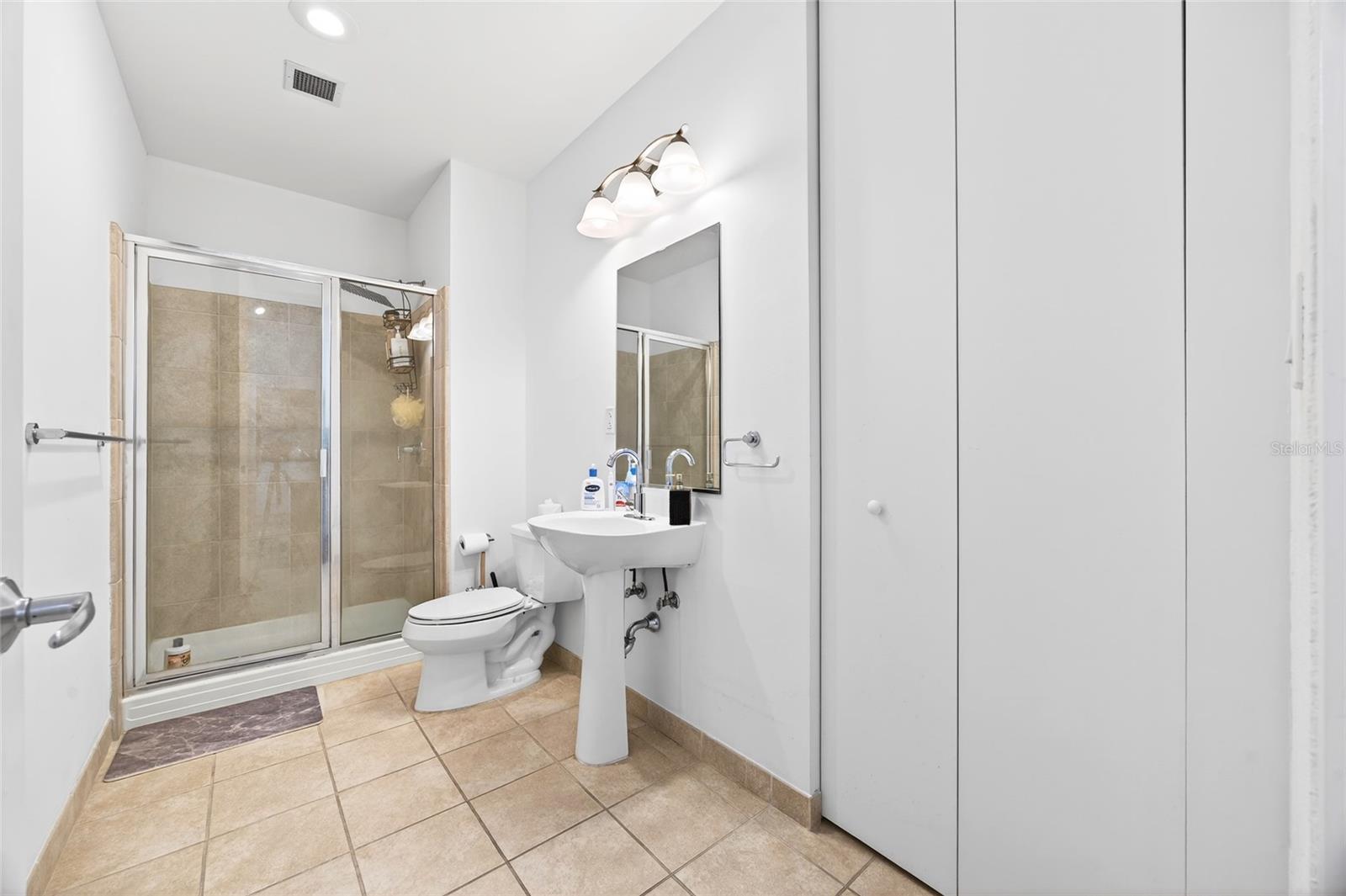 150 E ROBINSON ST #3106, ORLANDO, FL — photo 28