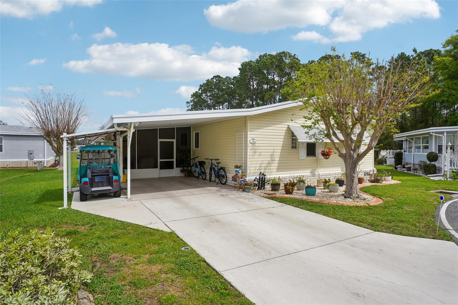 122 TAMARISK WAY, LEESBURG, FL