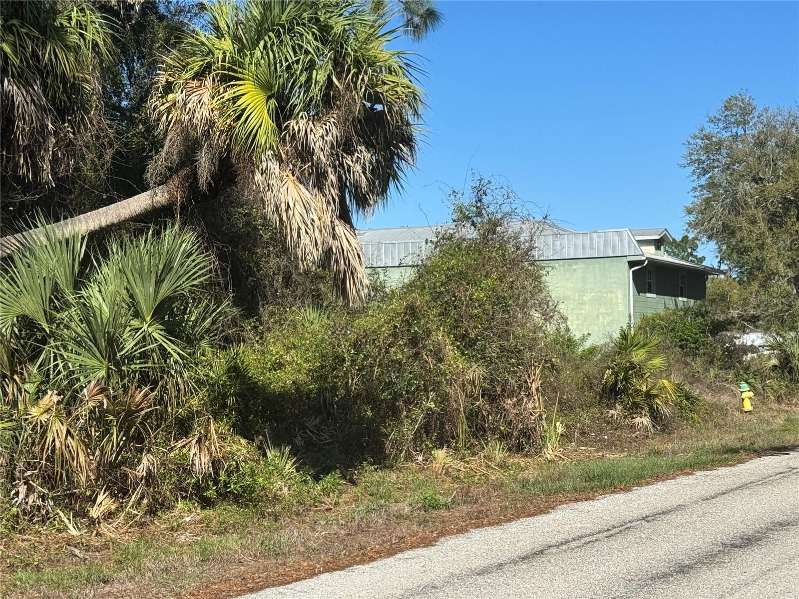 17426 BRIGHTON AVE, PORT CHARLOTTE, FL — photo 3