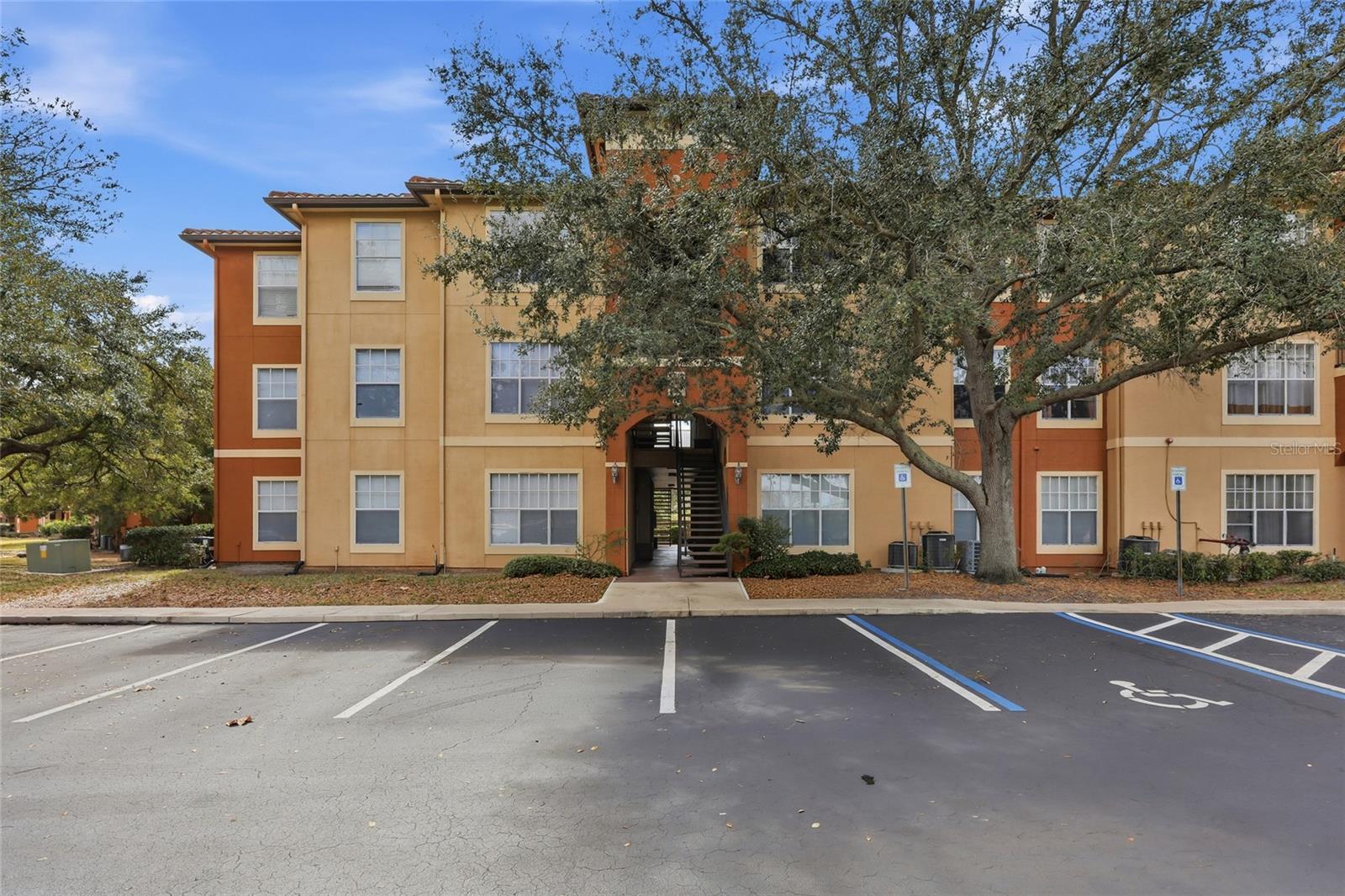 5518 METROWEST BLVD #11-104, ORLANDO, FL