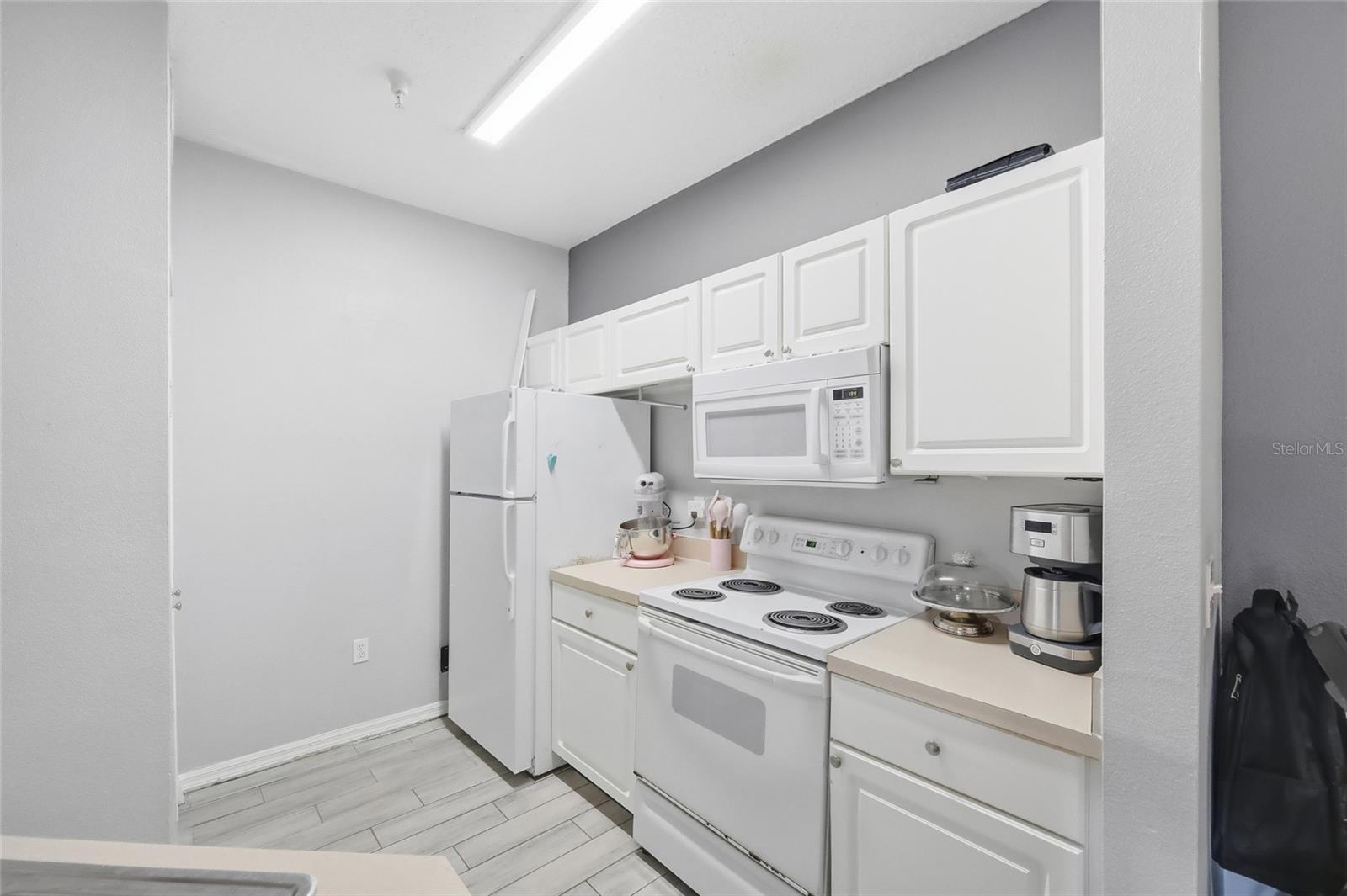 5518 METROWEST BLVD #11-104, ORLANDO, FL — photo 11