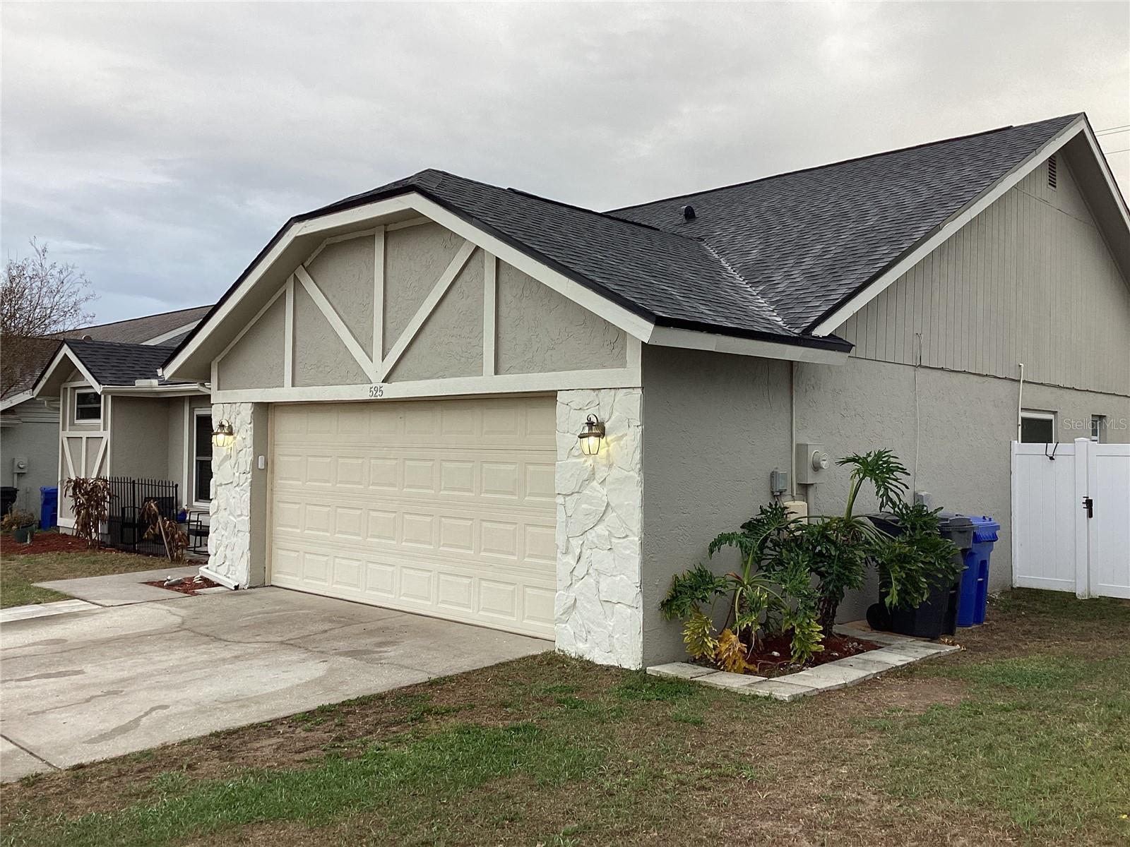 525 RAPID FALLS DR, BRANDON, FL — photo 2