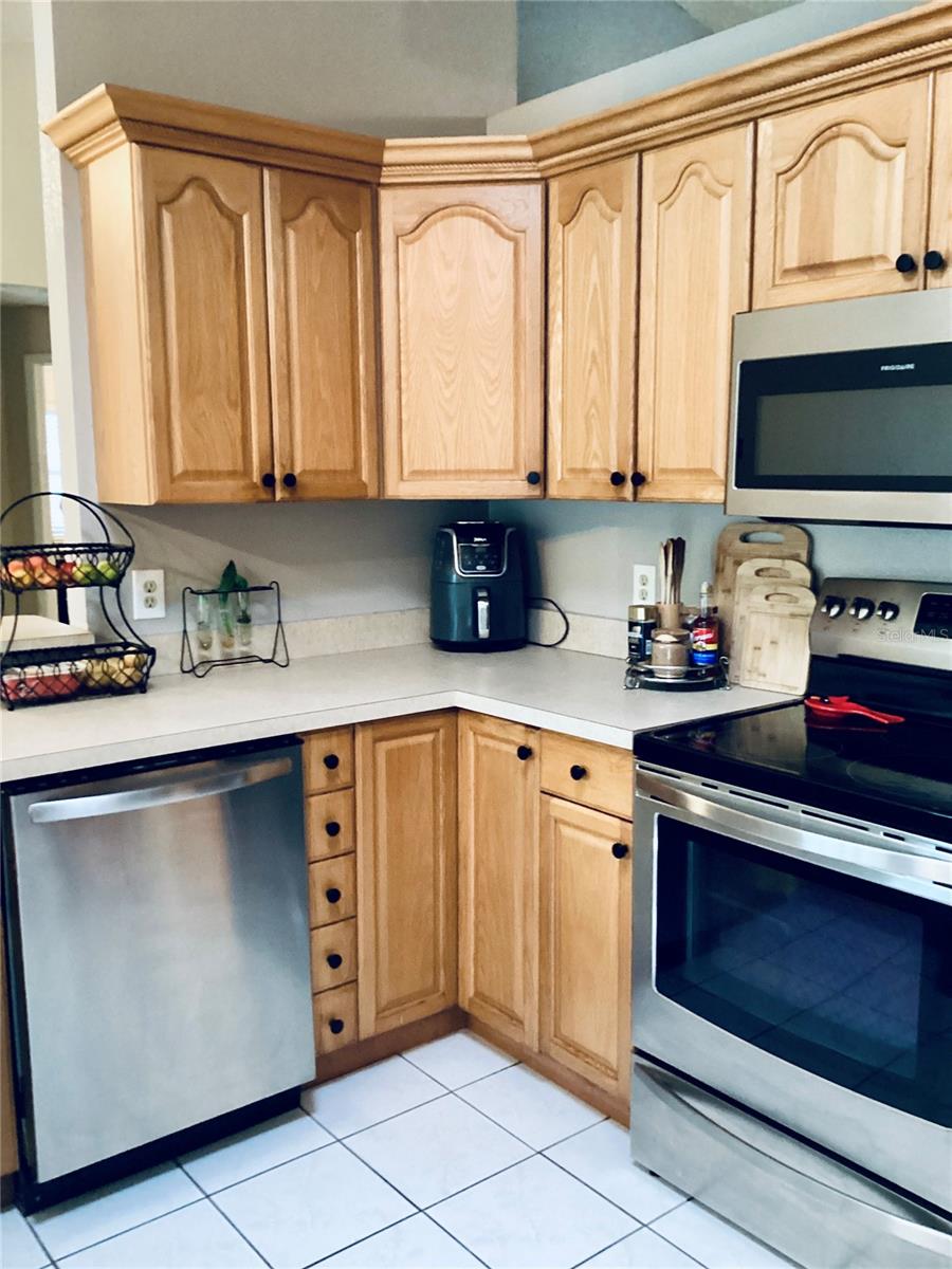 525 RAPID FALLS DR, BRANDON, FL — photo 13