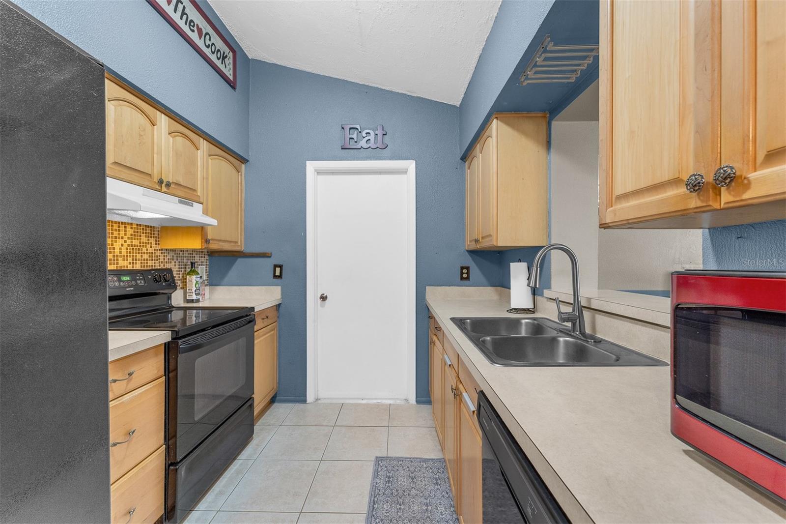 8509 LYONIA DR, ORLANDO, FL — photo 13